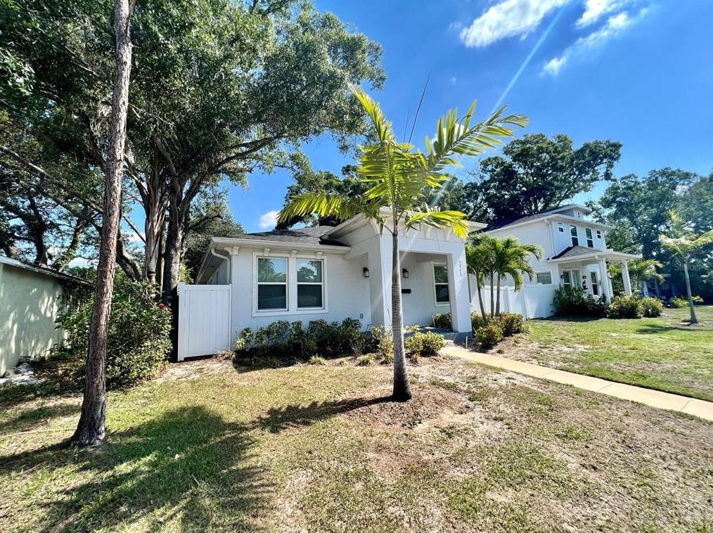 5243 Burlington Ave, Saint Petersburg, FL 33710-8138