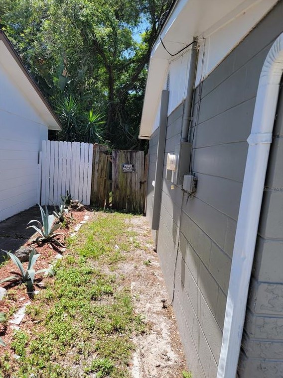 8400 Sunnydale Dr, Port Richey, FL 34667