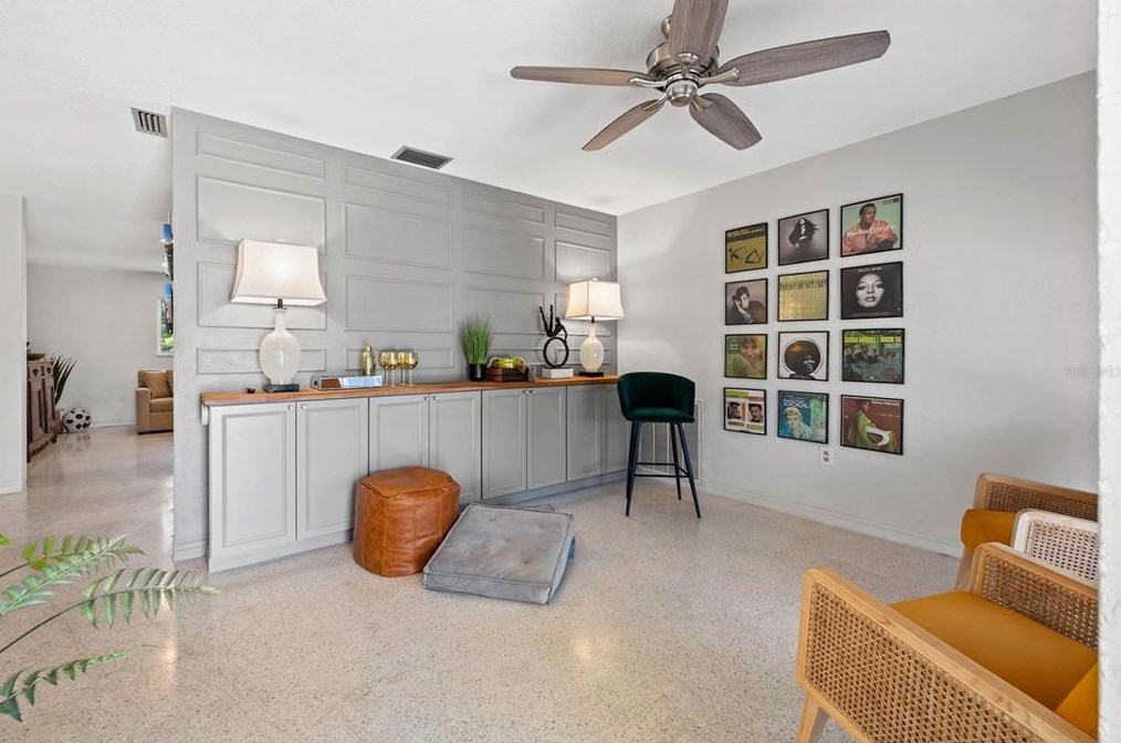 5015 54th St N, Saint Petersburg, FL 33709