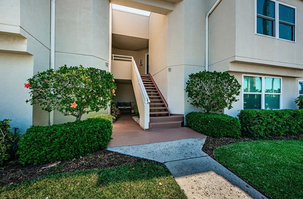 6080 Bahia Del Mar Cir, Saint Petersburg, FL 33715-3308