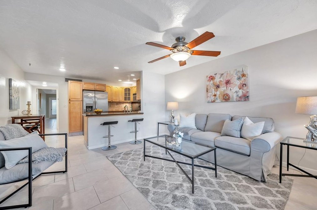 450 32nd Ave N #108w, Saint Petersburg, FL 33704