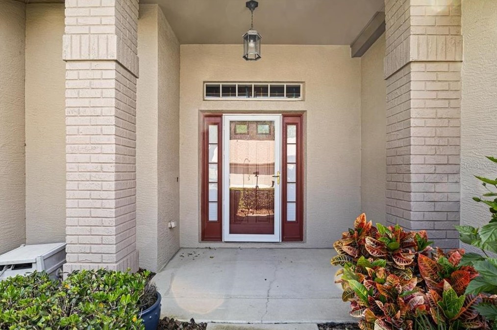 18716 Bent Pine Dr, Port Richey, FL 34667-5722