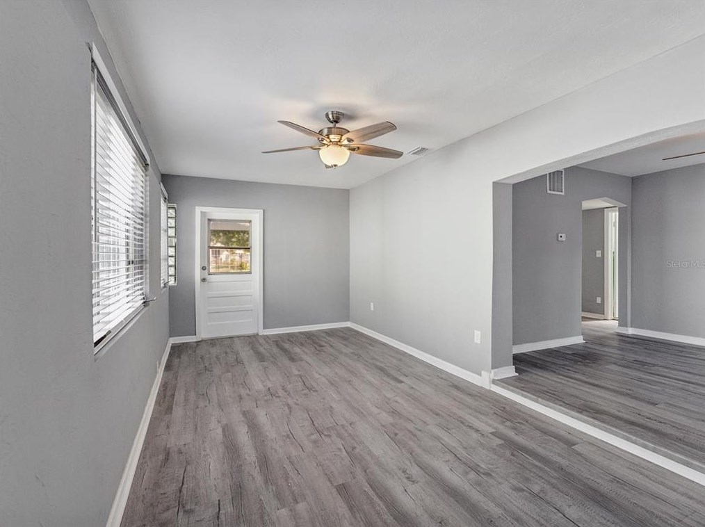 4527 19th Ave, Saint Petersburg, FL 33711-2901