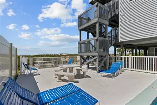 200 120th Ave W, Treasure Island, FL 33706 - Photo 36