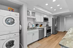 200 120th Ave W, Treasure Island, FL 33706 - Photo 16