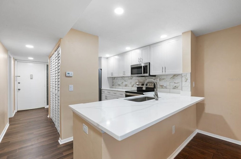 4925 38th Way S #a110, Saint Petersburg, FL 33711