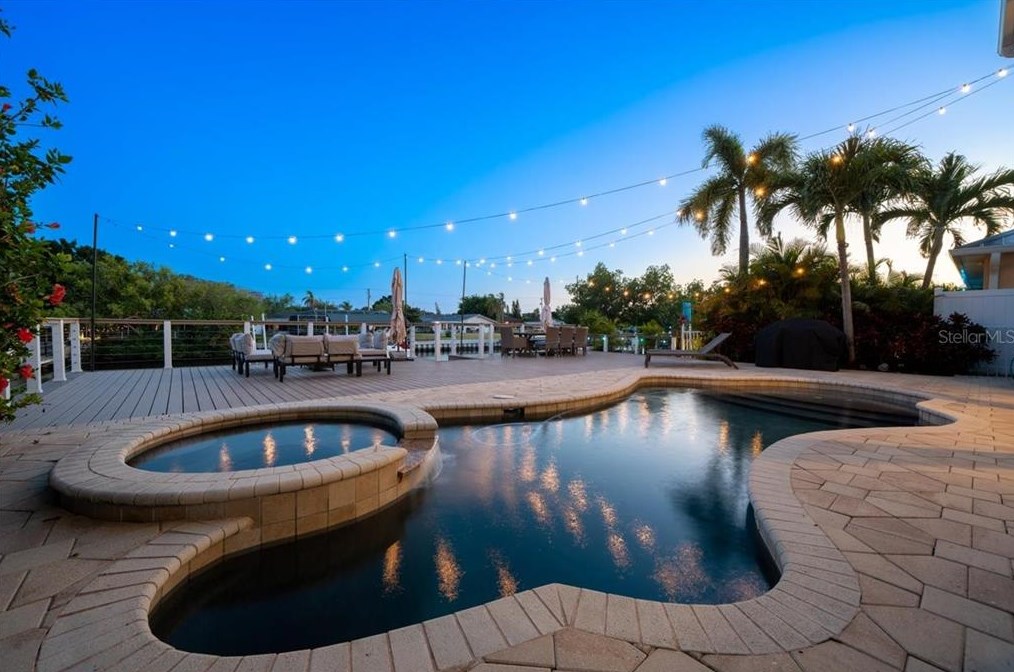 564 Bimini Bay Blvd, Ruskin, FL 33572-2546