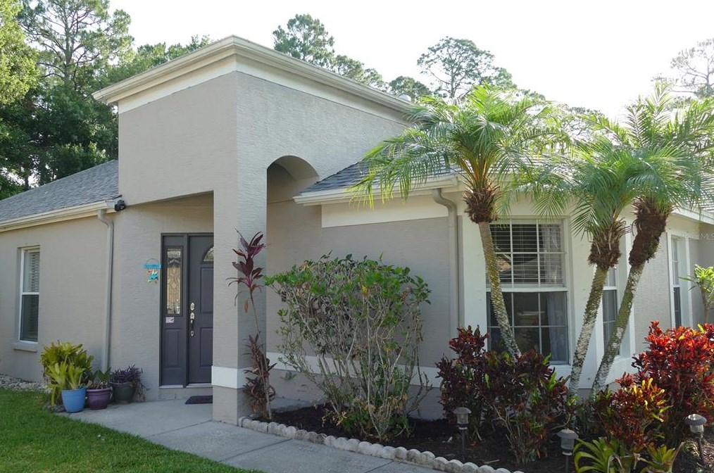 3369 Laurelwood Ct, Tarpon Springs, FL 34688-9206