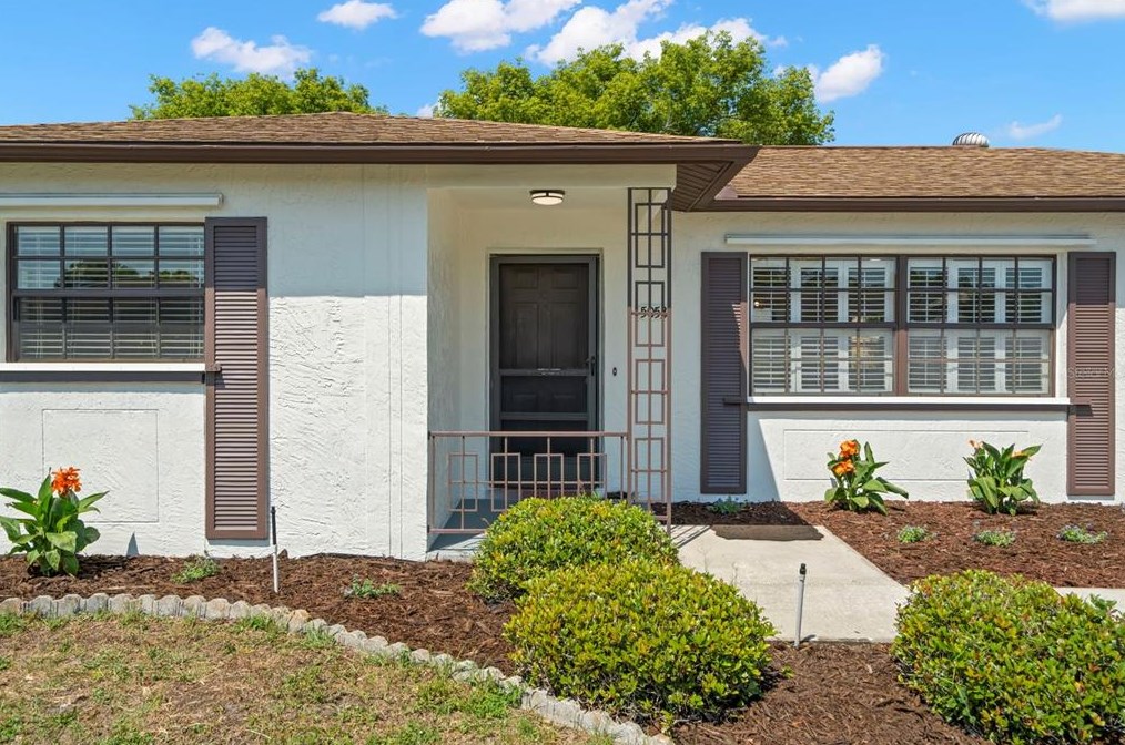 5053 Gardendale Ln, New Port Richey, FL 34653-5025
