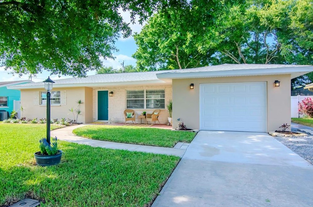 10904 91st Terrace, Largo, FL 33772