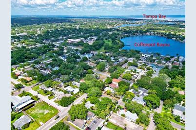 301 30th Avenue N, Saint Petersburg, FL 33704 - Photo 1