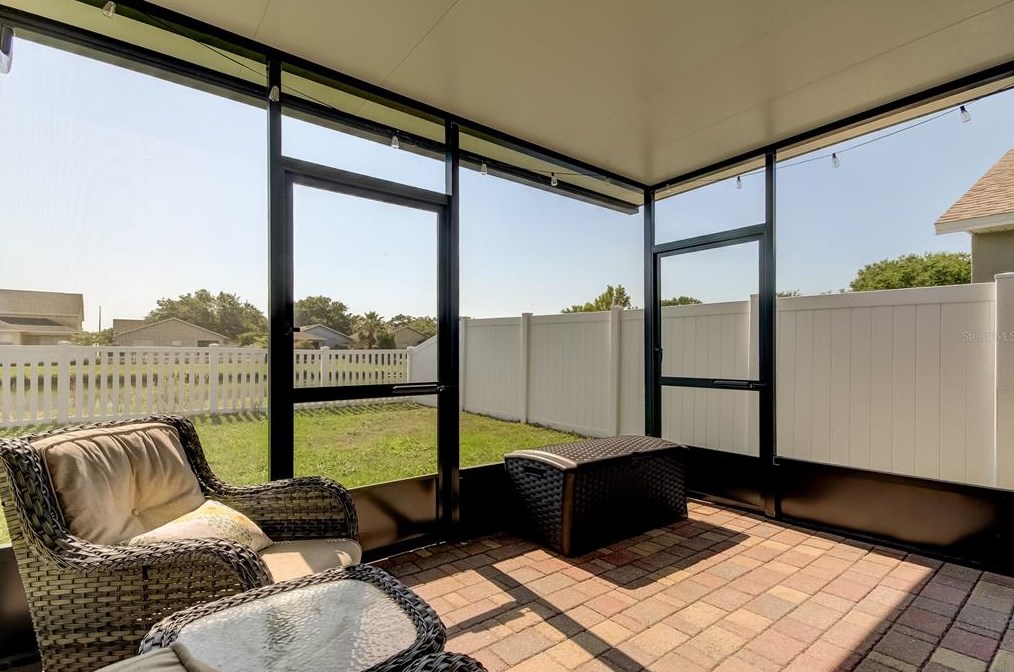 8426 Deer Chase Dr, Riverview FL  33578-8608 exterior