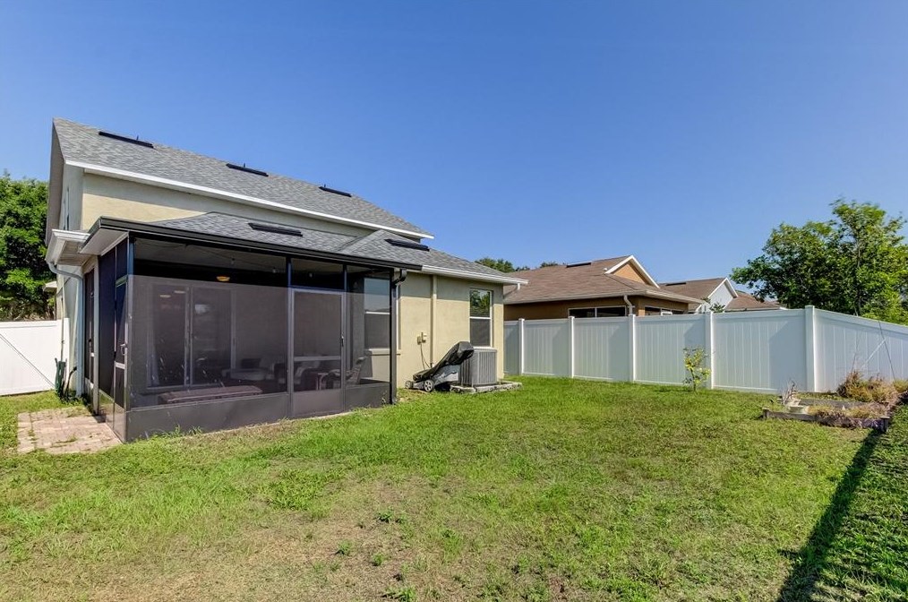 8426 Deer Chase Dr, Riverview FL  33578-8608 exterior