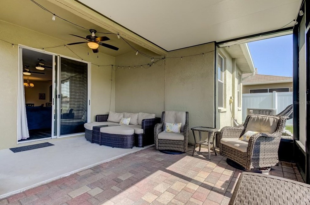 8426 Deer Chase Dr, Riverview FL  33578-8608 exterior