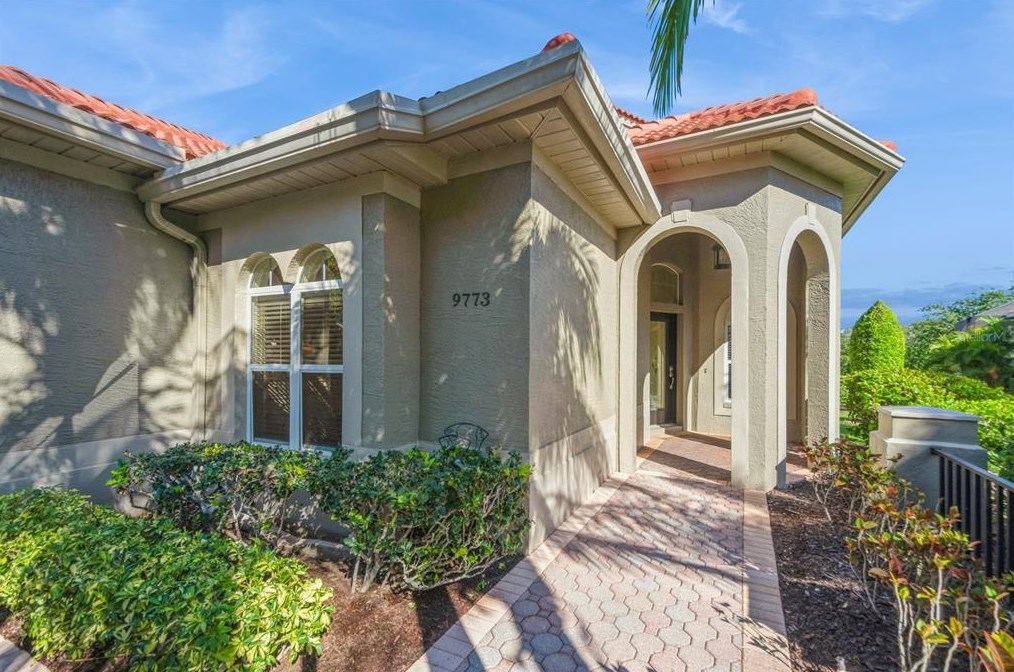 9773 Sago Point Dr, Largo, FL 33777