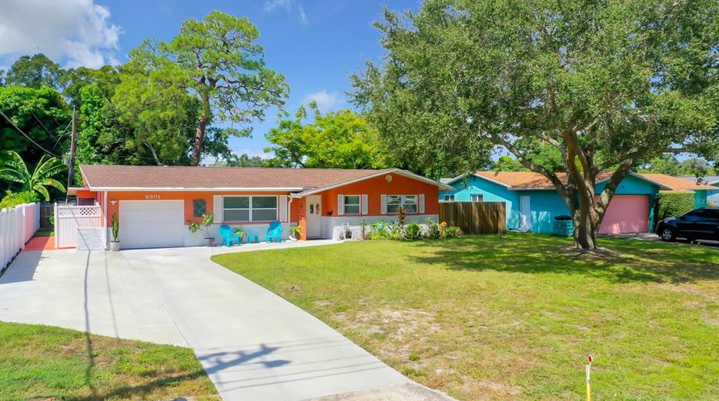 6901 16th St S, Saint Petersburg, FL 33702