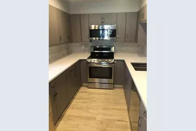 3357 38th Street S #A, Saint Petersburg, FL 33711 - Photo 6