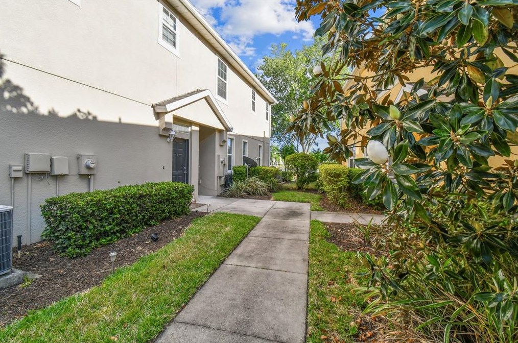 8845 Moonlit Meadows Loop, Riverview FL  33578-8836 exterior