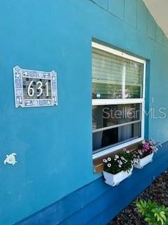 631 Lyndhurst St, Dunedin, FL 34698