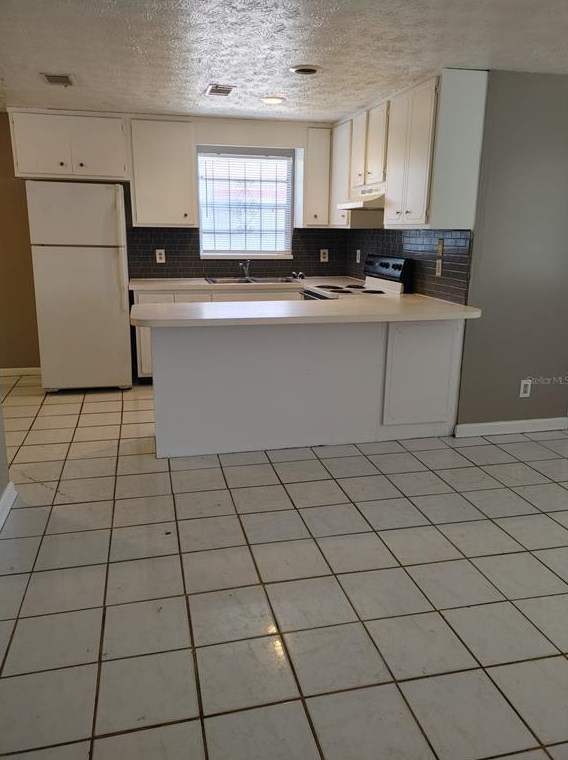 9722 Spottswood Rd W, Jacksonville, FL 32208