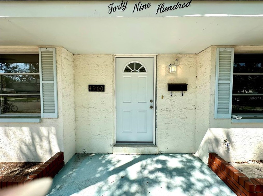 4900 Chancellor St Ne, Saint Petersburg, FL 33703
