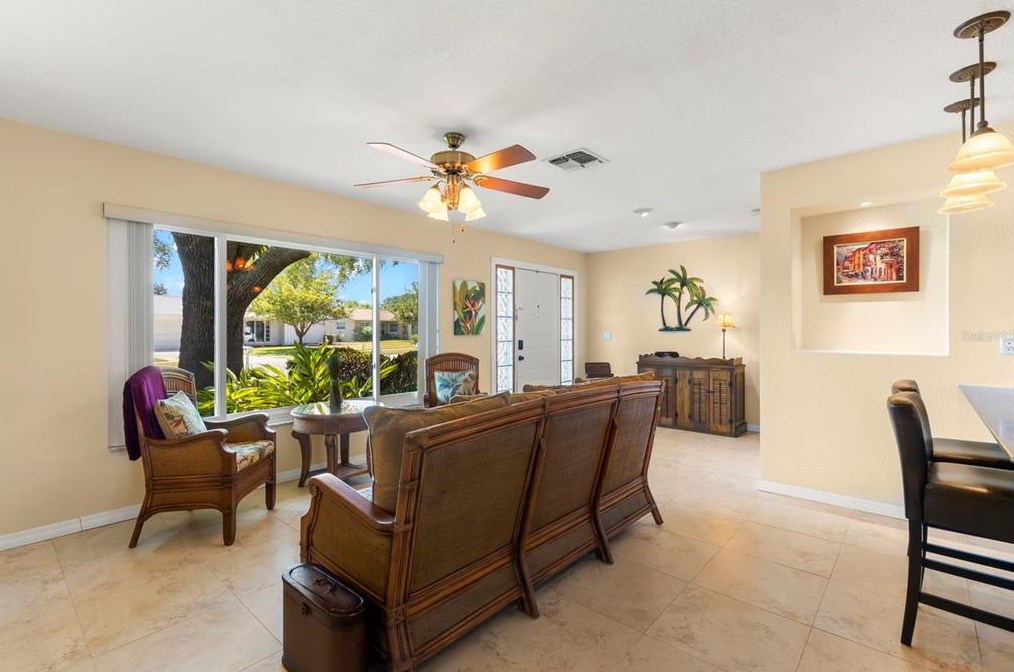 908 Anchorage Ln, Palm Harbor FL  34685-1603 exterior