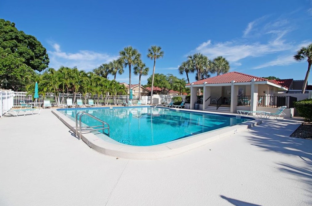 4917 Milano Ct Ne, Saint Petersburg, FL 33703