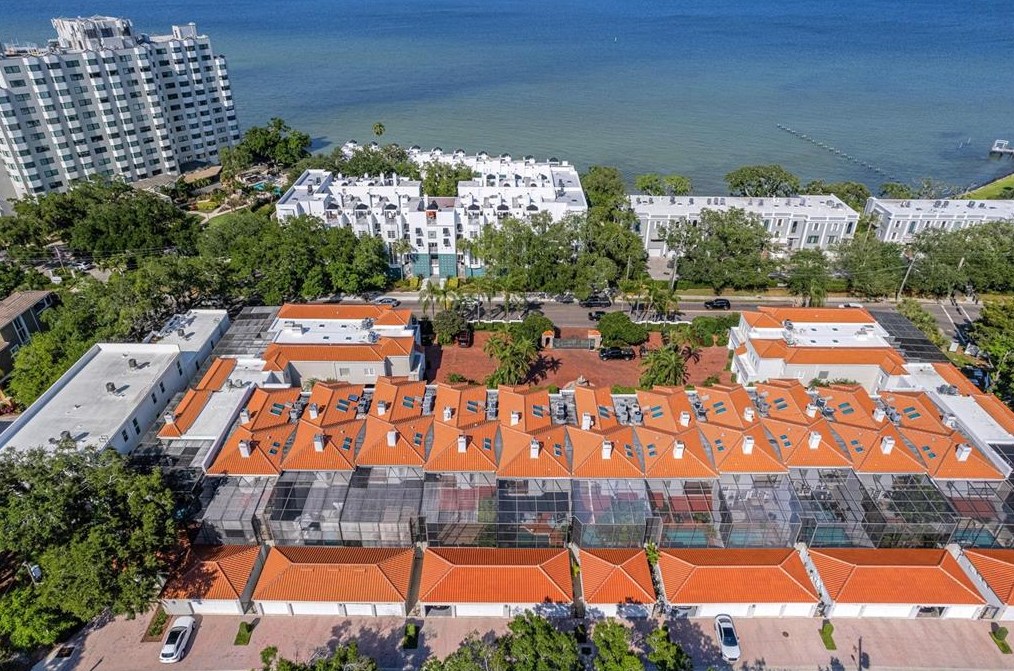 4959 Bayshore Blvd, Tampa FL  33611-3851 exterior