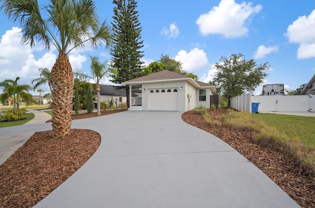 106 Lookout Dr, Ruskin, FL 33572