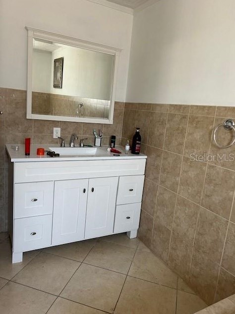 2615 Sunshine Dr, Lakeland, FL 33801-6353