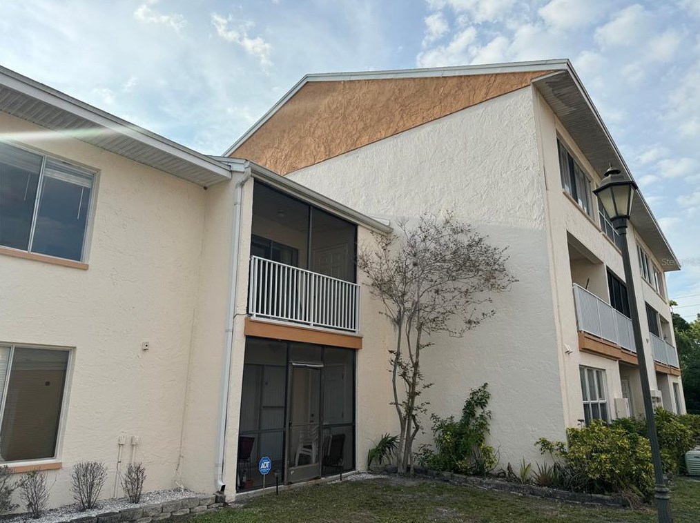 9975 7th Way N #206, Saint Petersburg, FL 33702