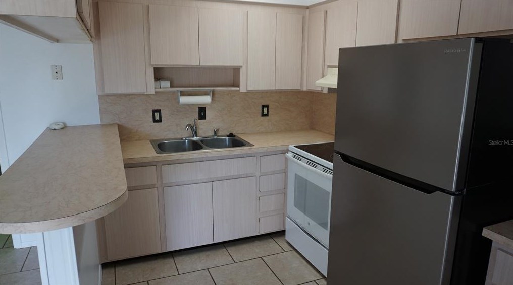 6266 1st Ave S #28, Saint Petersburg, FL 33707