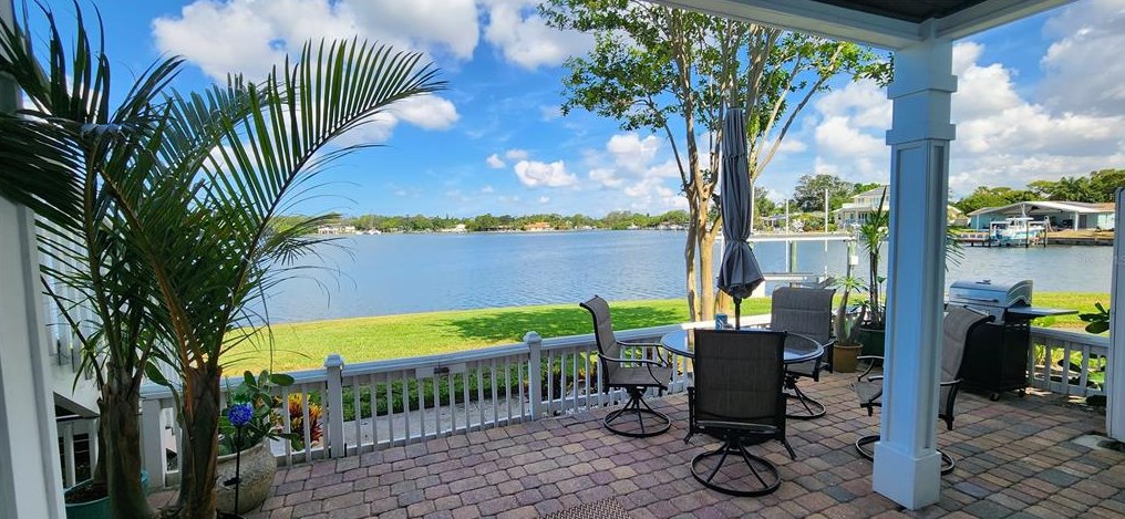 5001 Starfish Dr Se Apt B, Saint Petersburg, FL
