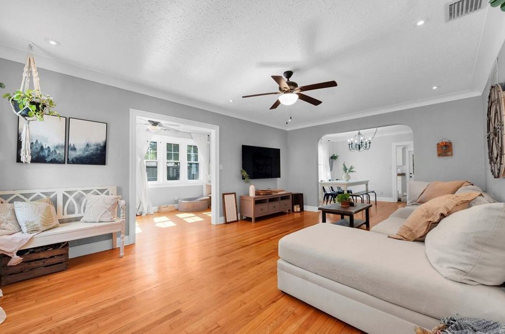 1000 23rd Ave N, Saint Petersburg, FL 33704