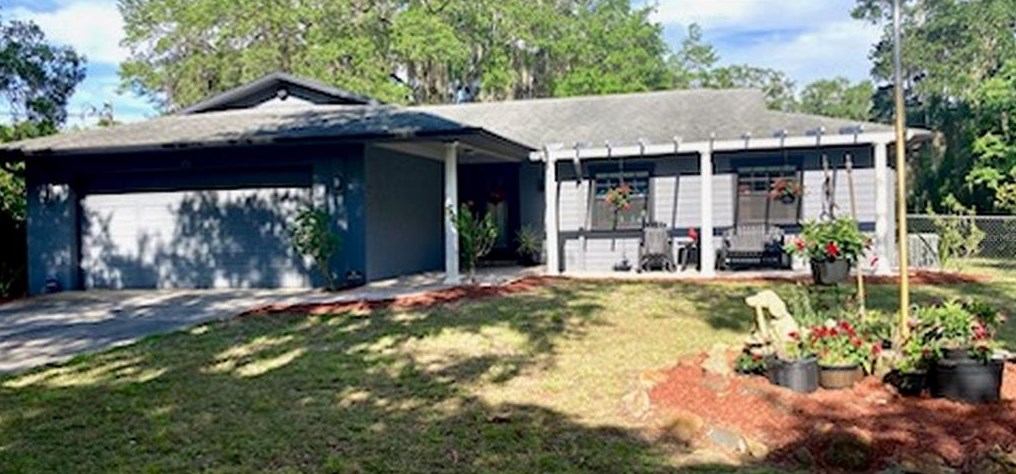 1444 Big Moss Lake Rd, Lutz, FL 33558