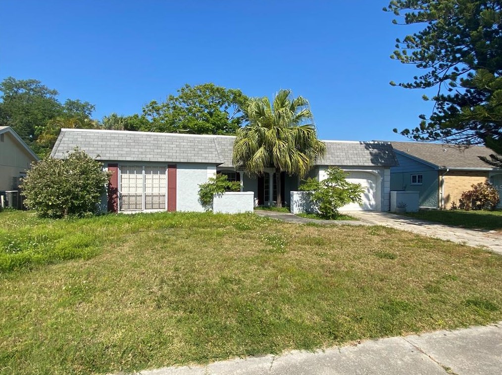 3525 Overland Dr, Tarpon Springs, FL 34691