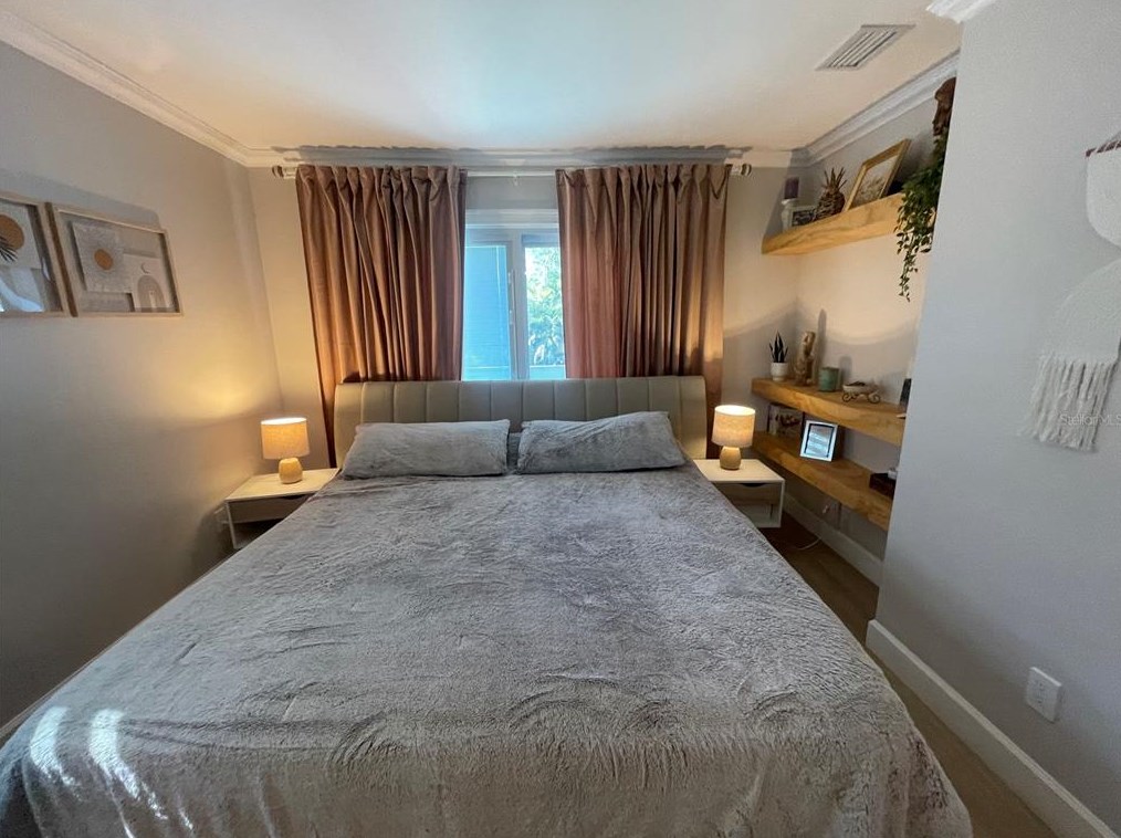 1534 Wexford Dr, Palm Harbor FL  34683-6229 exterior