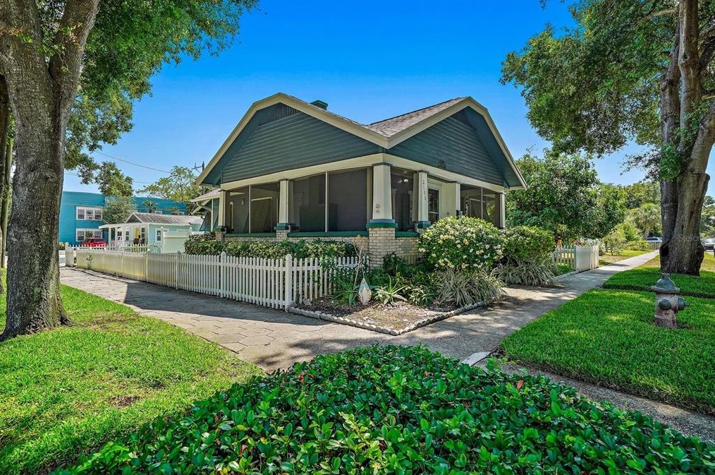 2300 4th Ave, Saint Petersburg, FL 33712-1609
