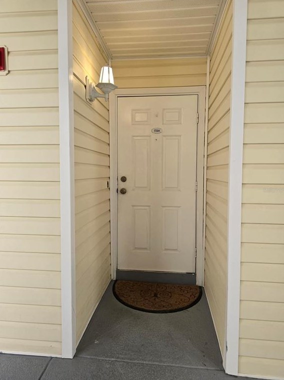 6817 Stonesthrow Cir, Saint Petersburg, FL 17205-8743