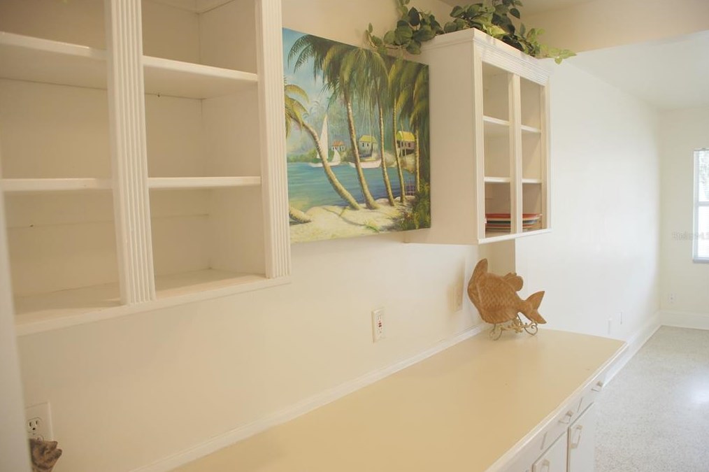 1263 Spalding Rd, Dunedin, FL 34698