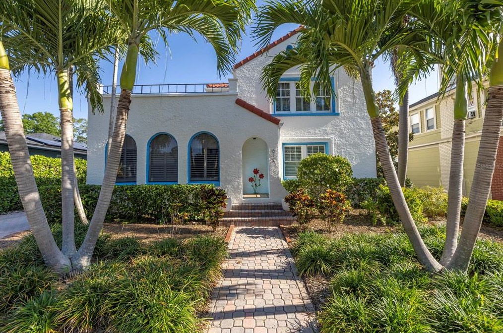 615 16th Ave Ne, Saint Petersburg, FL 33704