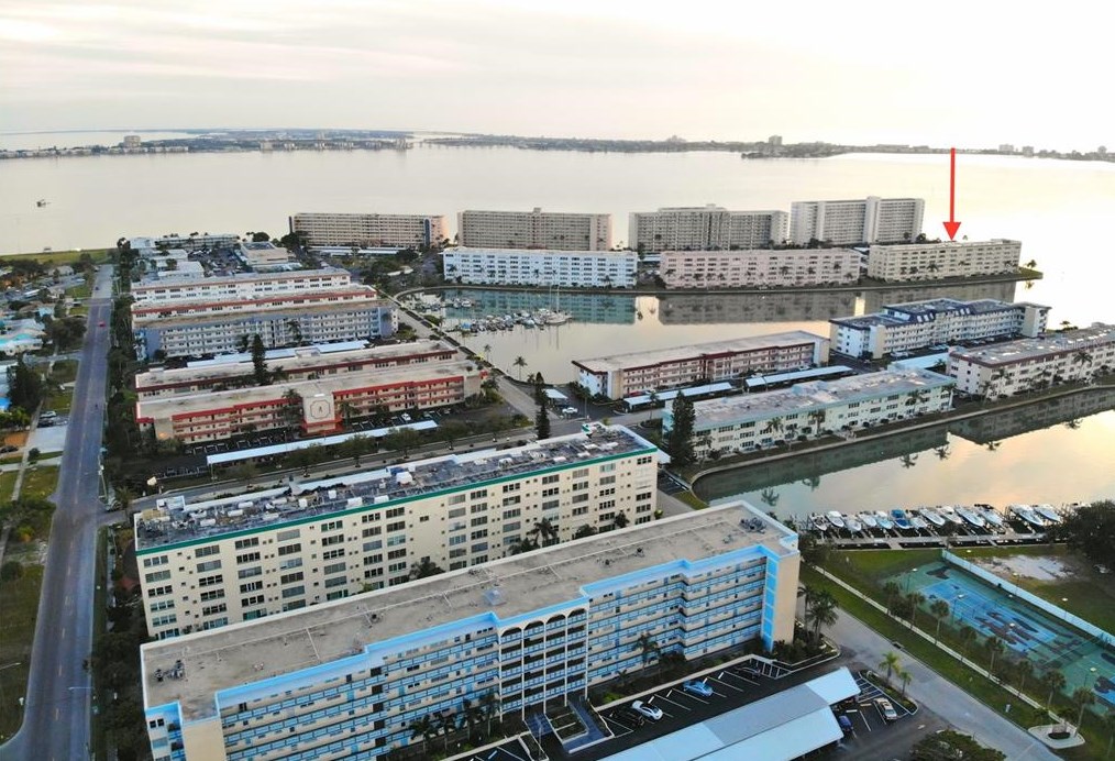 6075 Shore Blvd S #215, Saint Petersburg, FL 33707