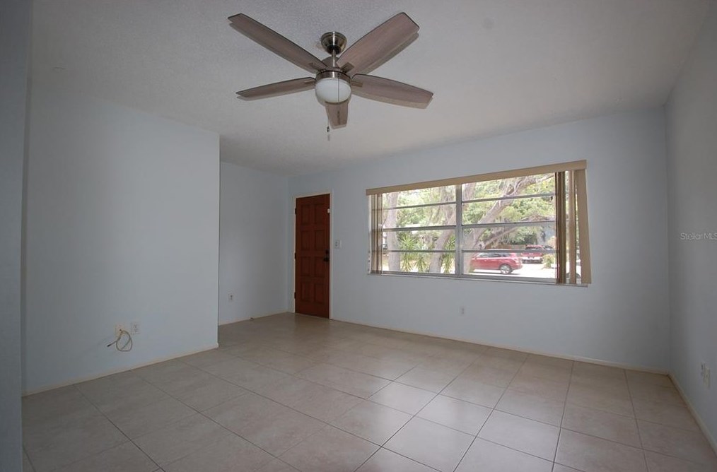 814 Carolina Ave #a, Tarpon Springs, FL 34689
