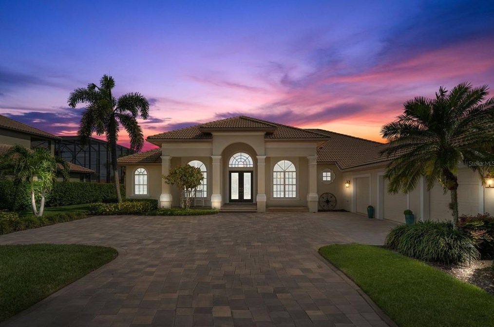 10610 Riverbank Ter, Bradenton, FL 34212-5250