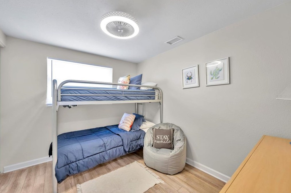 8900 Southern Comfort Dr, Largo FL  33773-4731 exterior