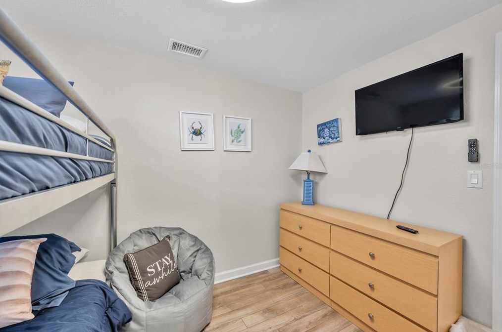 8900 Southern Comfort Dr, Largo FL  33773-4731 exterior