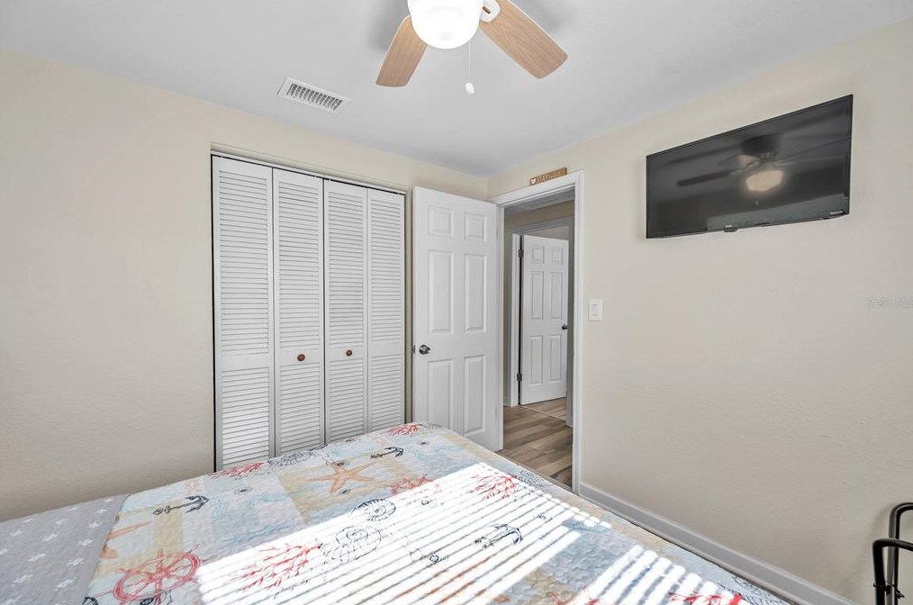 8900 Southern Comfort Dr, Largo FL  33773-4731 exterior