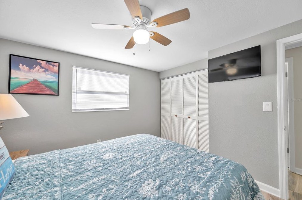 8900 Southern Comfort Dr, Largo FL  33773-4731 exterior