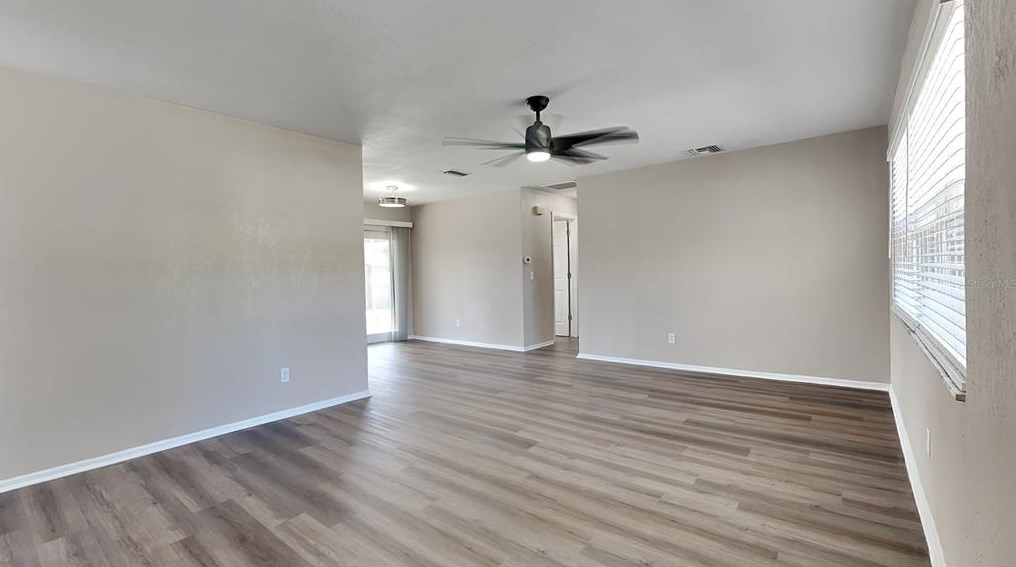 2850 Brookfield Dr, Largo, FL 33771-1408