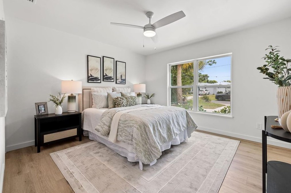 4811 Del Rio Way, Saint Petersburg FL  33711-3628 exterior